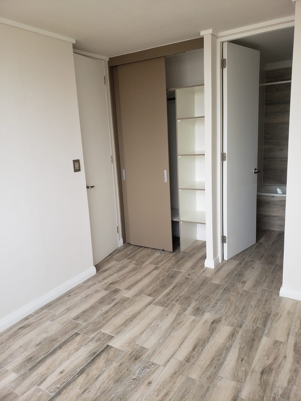 ARRIENDO DPTO - Carmen Mena, Comuna de San Miguel.