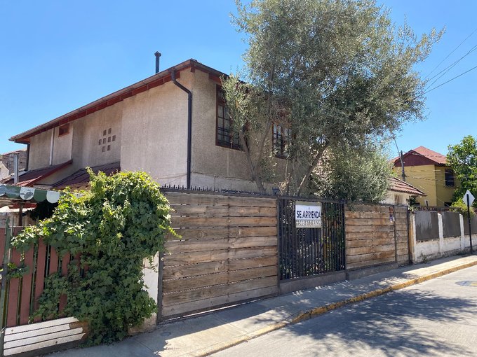 ARRIENDO CASA Calle Cousin - Providencia