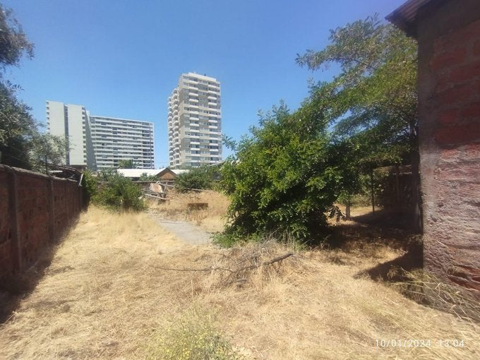 VENTA EX CLUB SOCIAL Metro Lo Ovalle - La Cisterna