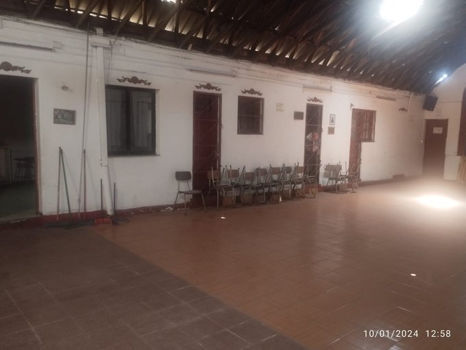 VENTA EX CLUB SOCIAL Metro Lo Ovalle - La Cisterna