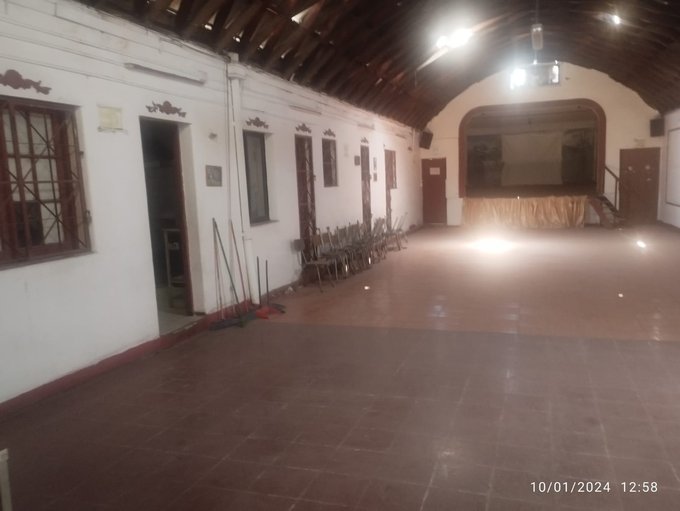 VENTA EX CLUB SOCIAL Metro Lo Ovalle - La Cisterna